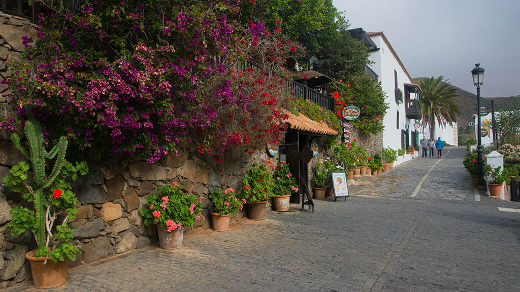 41-Une rue à Betancuria.jpg