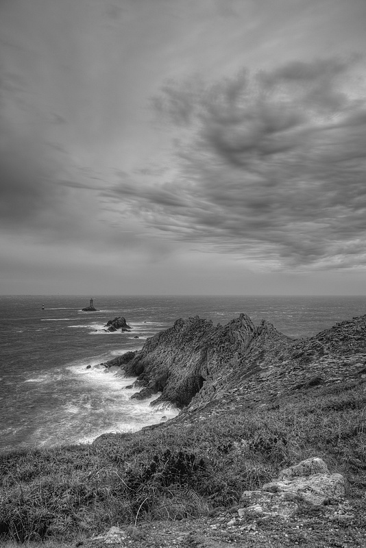 Pointe du Raz n&b vert.jpg