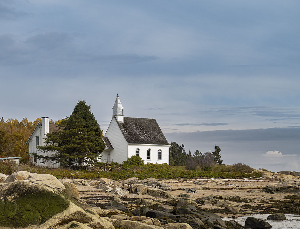 La chapelle McLaren à Port-au-Persil.jpg